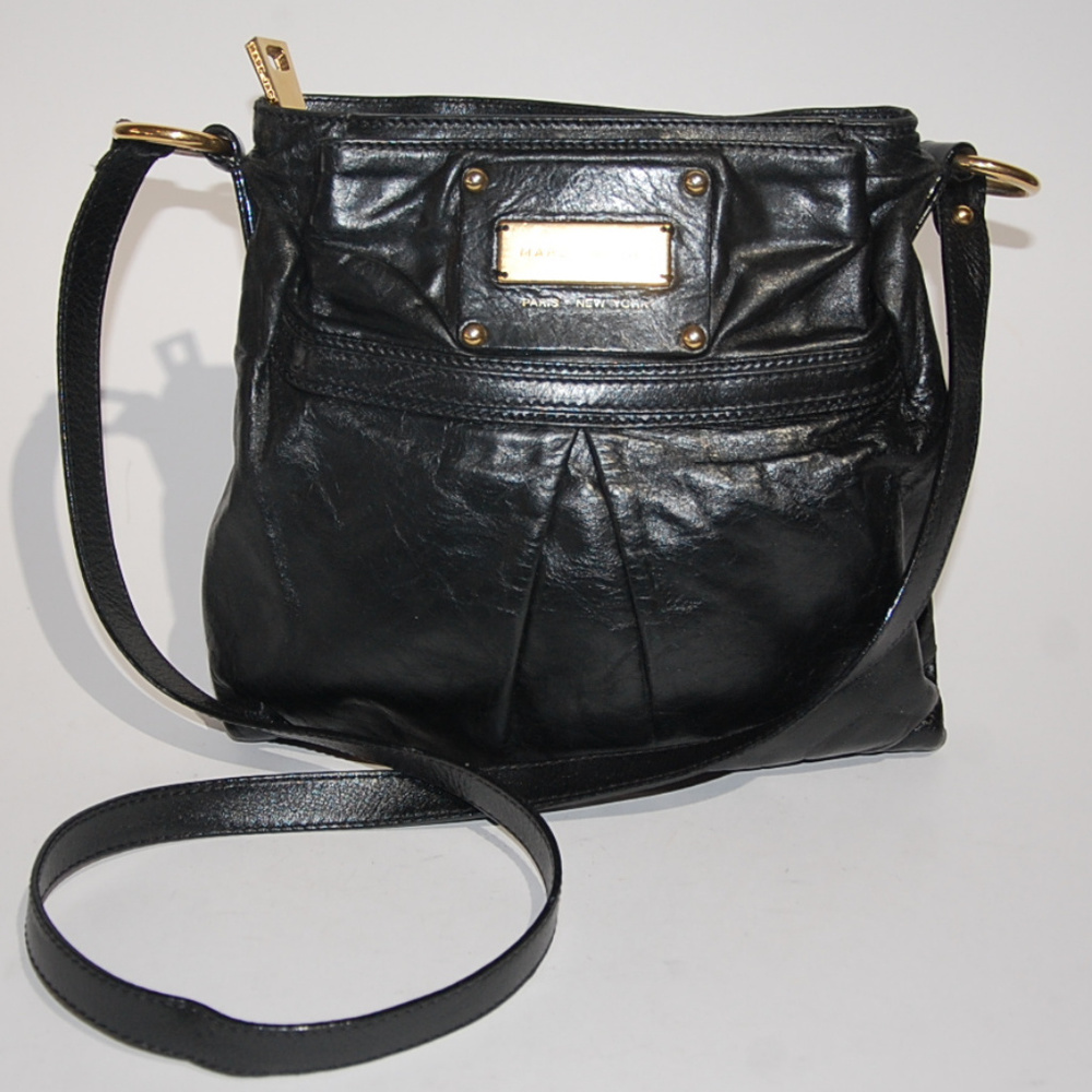 Marc Jacobs black leather Crossbody bag
